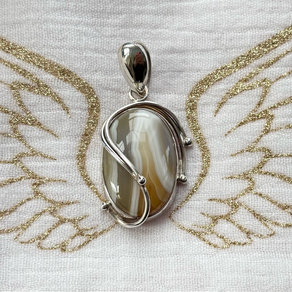 Sterling Silver Banded Agate Swirl Pendant